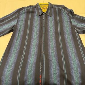 Men’s blue green Robert Graham xxl shirt cuff
